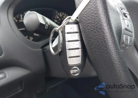 2018 Nissan Altima 2.5 S из США, поврежденный, VIN 1N4AL3AP7JC220914